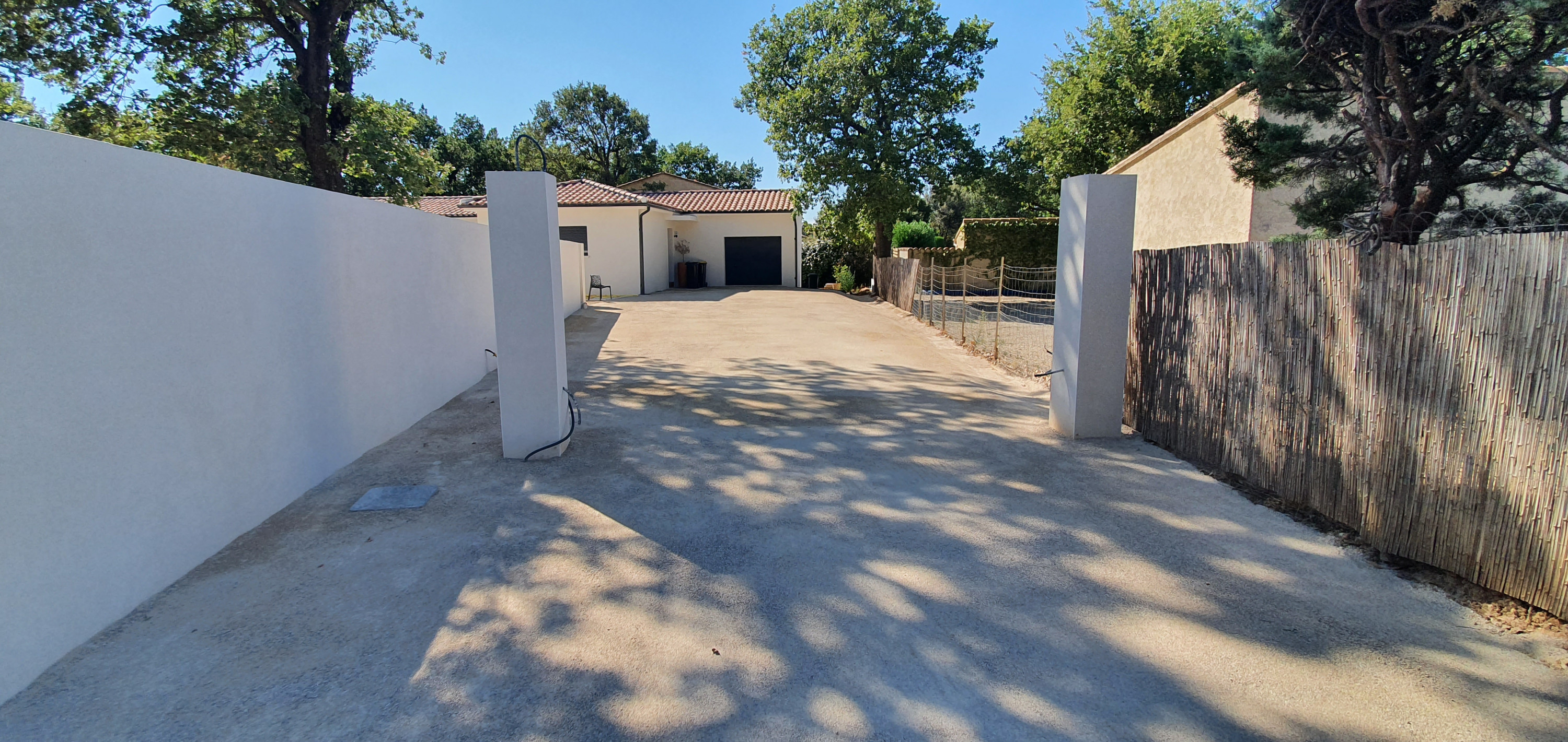Aménagement extérieur à Rochefort-du-Gard